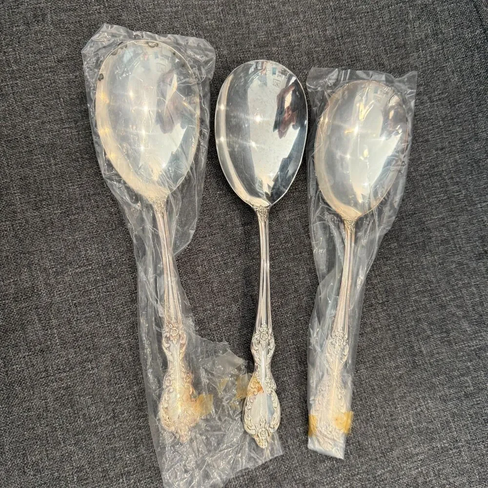 Vintage New 3x Wm Rogers Mfg Co. Extra Plate Original Valley Rose Serving Spoon
